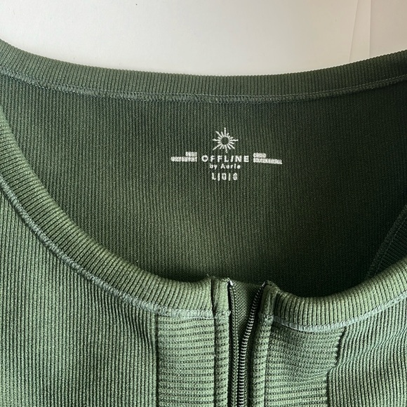 OFFLINE by Aerie sports bra - Picture 4 of 4